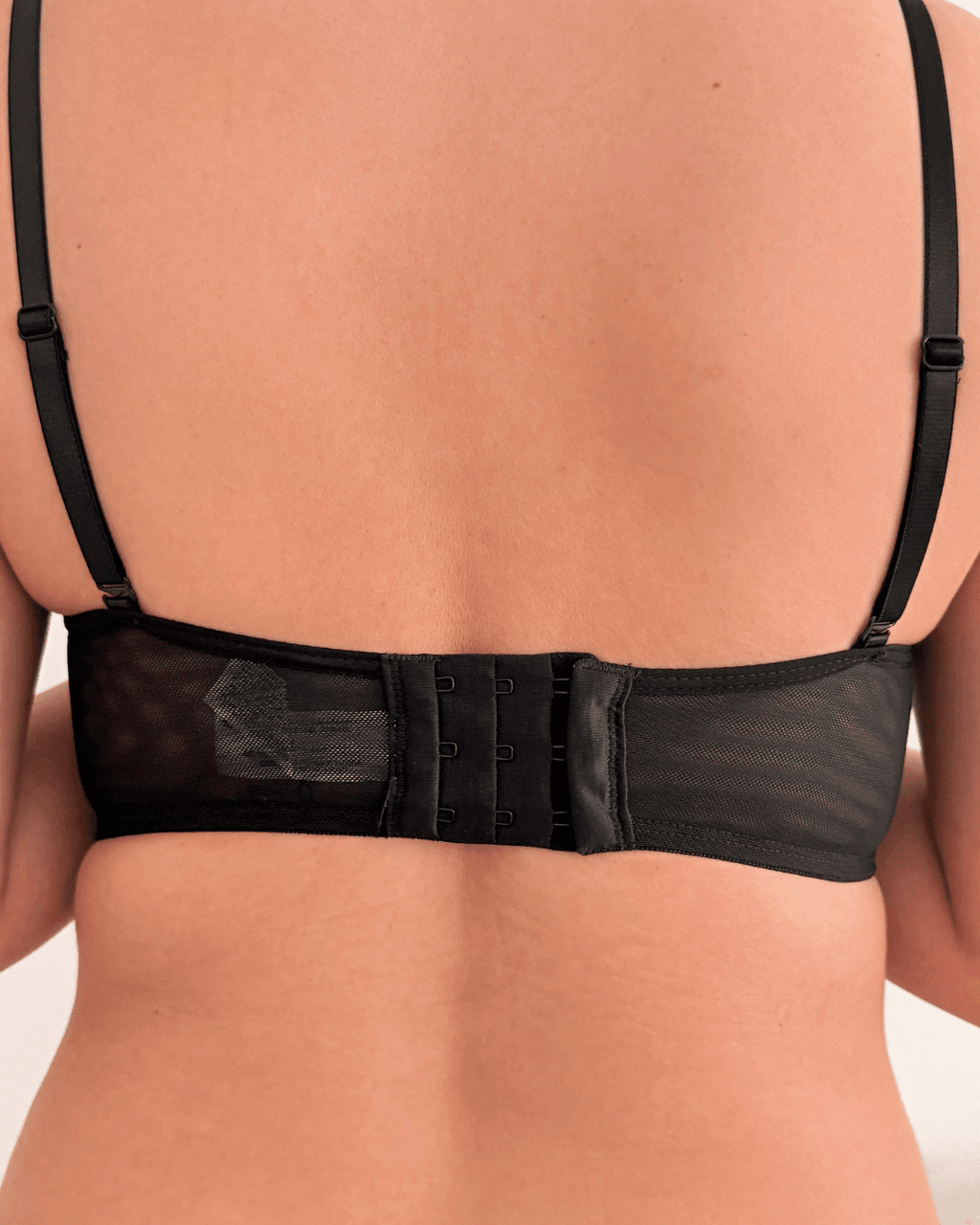 Pao Triangular Cup Bra | Elegant Lace Lingerie | Zul Luz